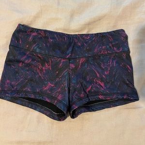 Fleo lava shorts